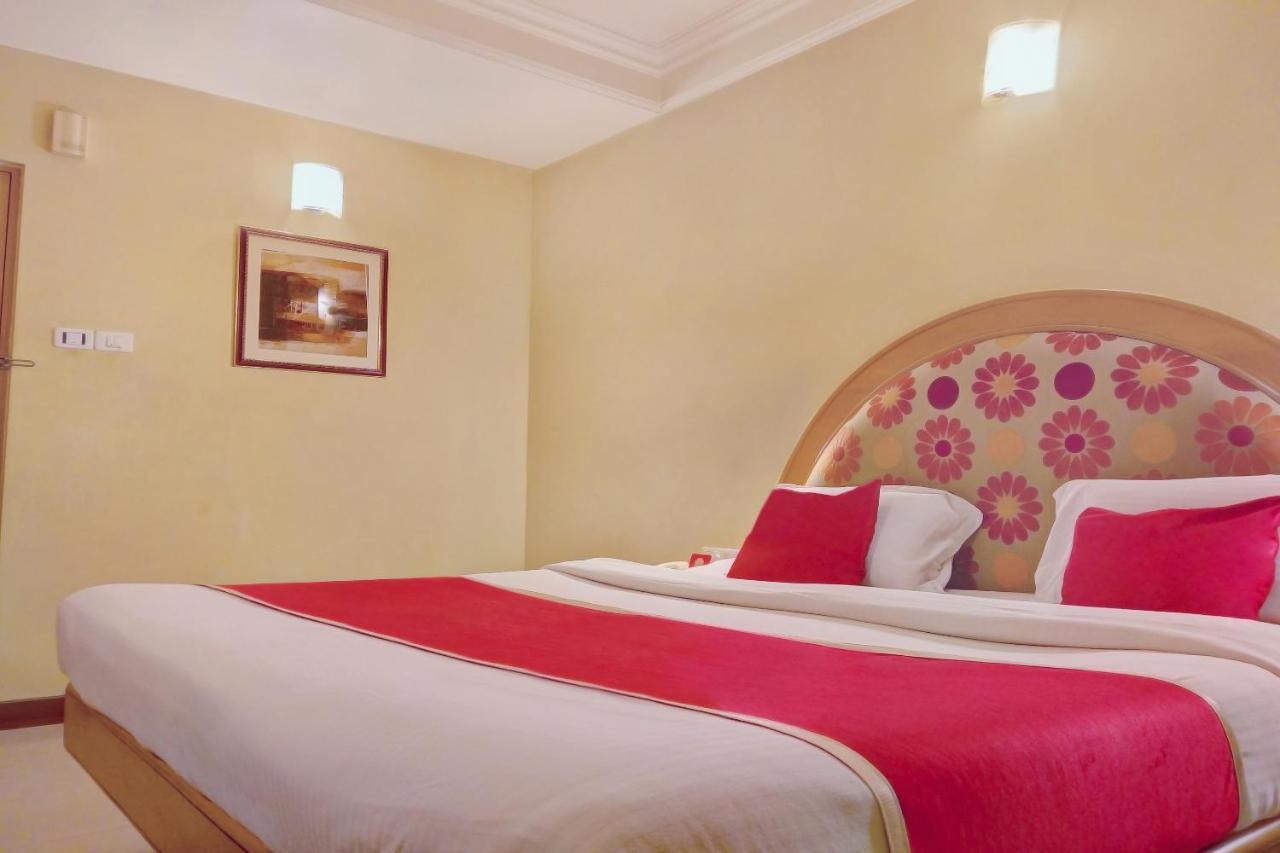 Capital O 333 Hotel Crystal Homes Bangalore Extérieur photo
