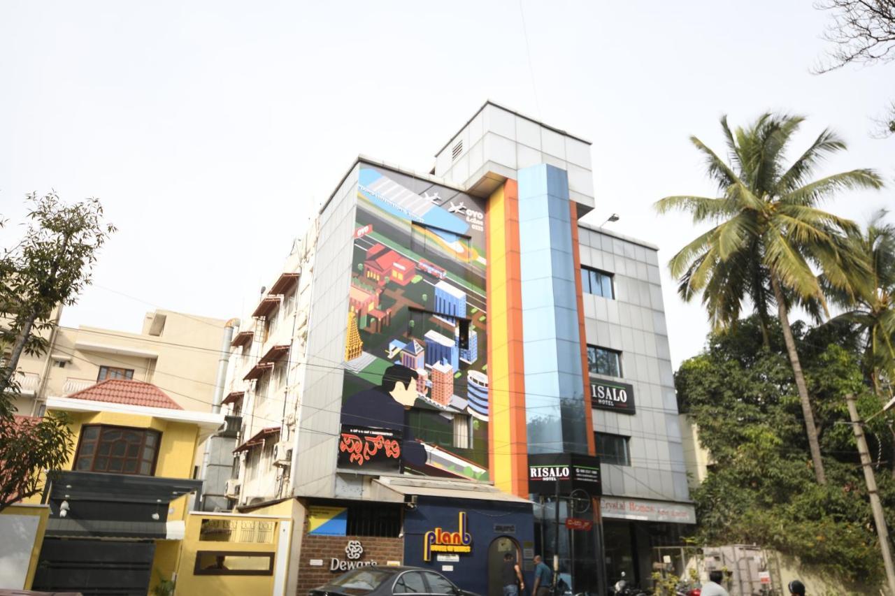 Capital O 333 Hotel Crystal Homes Bangalore Extérieur photo