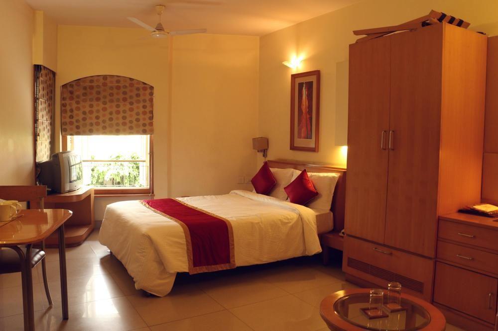 Capital O 333 Hotel Crystal Homes Bangalore Extérieur photo