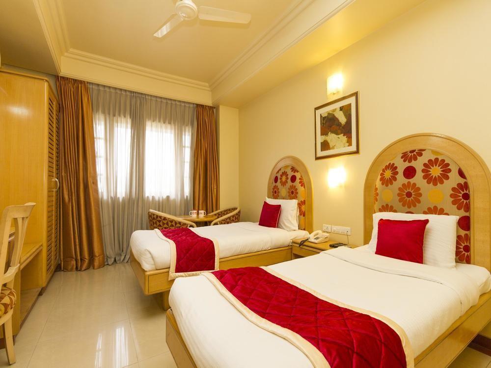 Capital O 333 Hotel Crystal Homes Bangalore Extérieur photo