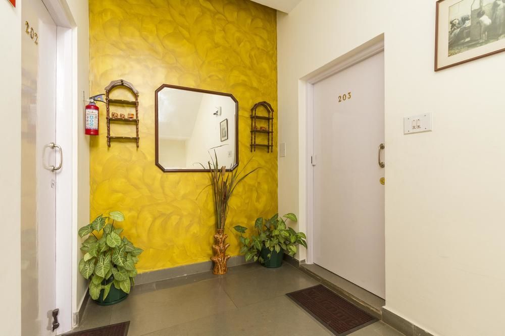 Capital O 333 Hotel Crystal Homes Bangalore Extérieur photo
